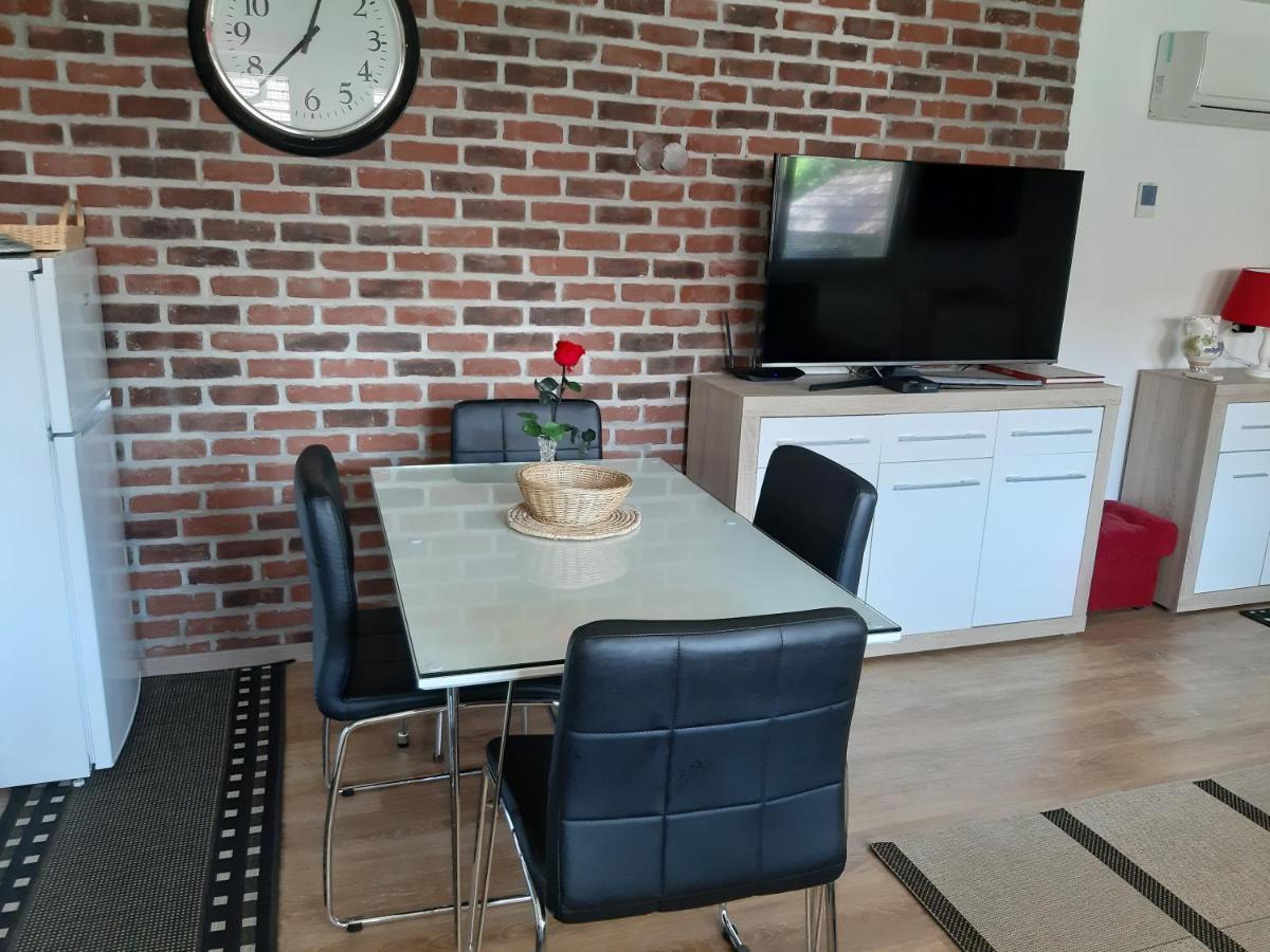 Apartments Isabella 프루이 외부 사진
